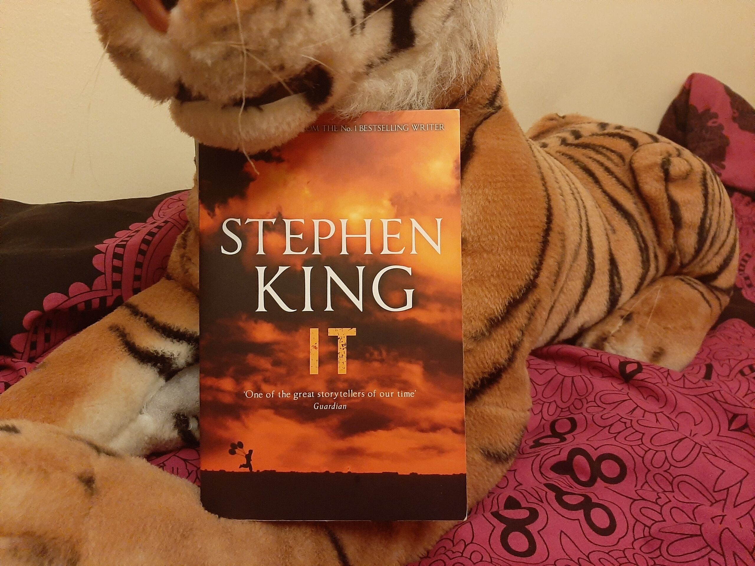 stephen king's it with tiger